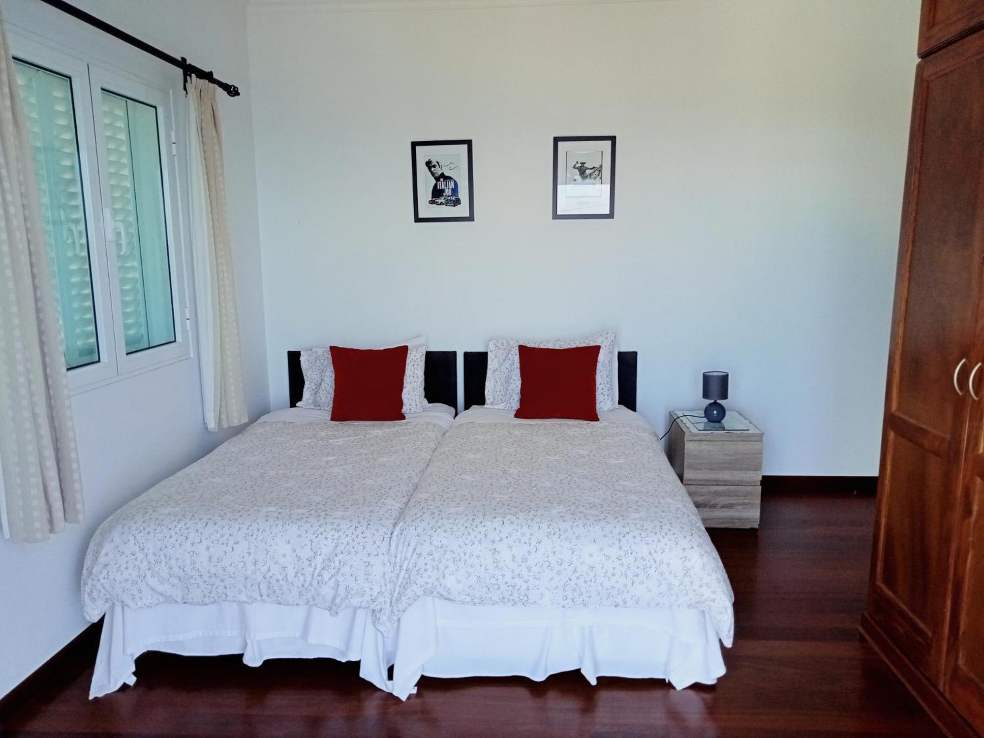 Hotel The Artist House Arco da Calheta  Zimmer foto